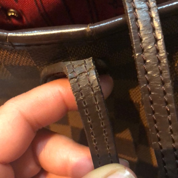 Authentic LV Damier Ebene PM SOLD - Picture 2 of 8